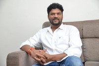 Parasuram interview Photos (SarkaruVaariPaata director)